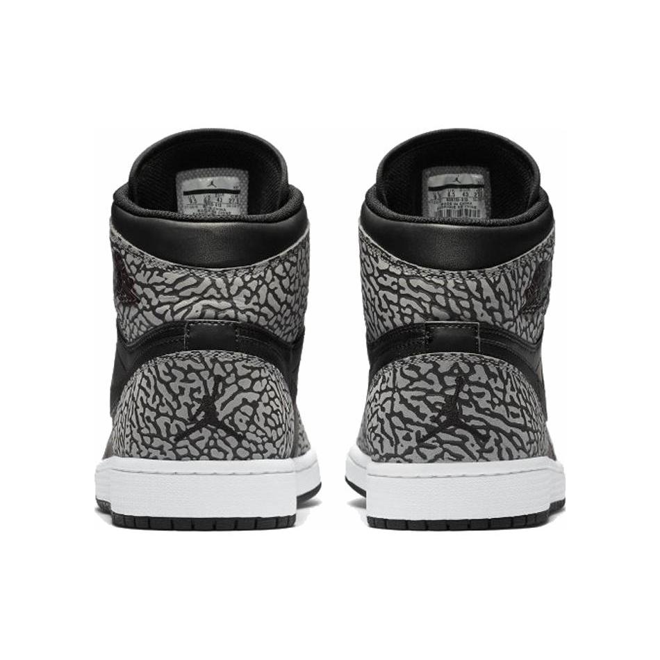 Jordan 1 Retro Un Supreme 839115-013