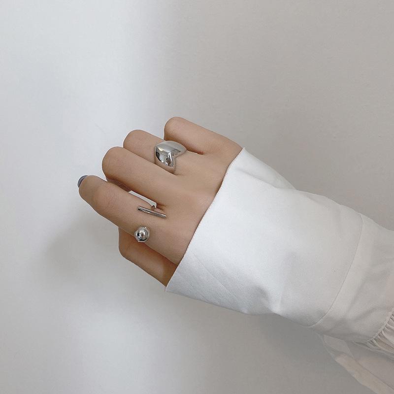 Adjustable Women's Heart Ring - Trendy, Versatile, and Stylish for a Unique Look