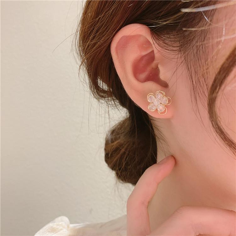 Silver Needle Transparent Crystal Flower Earrings Women's Simple Versatile Temperament Earrings Personalized Fashion Earrings