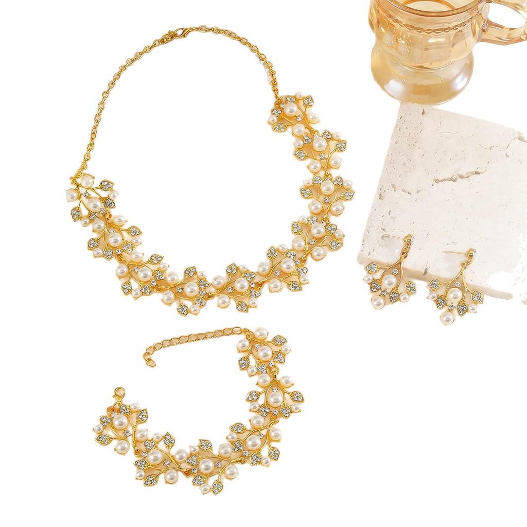 Elegant Rhinestone & Faux Pearl Necklace and Earring Set for Brides & Formal Wear