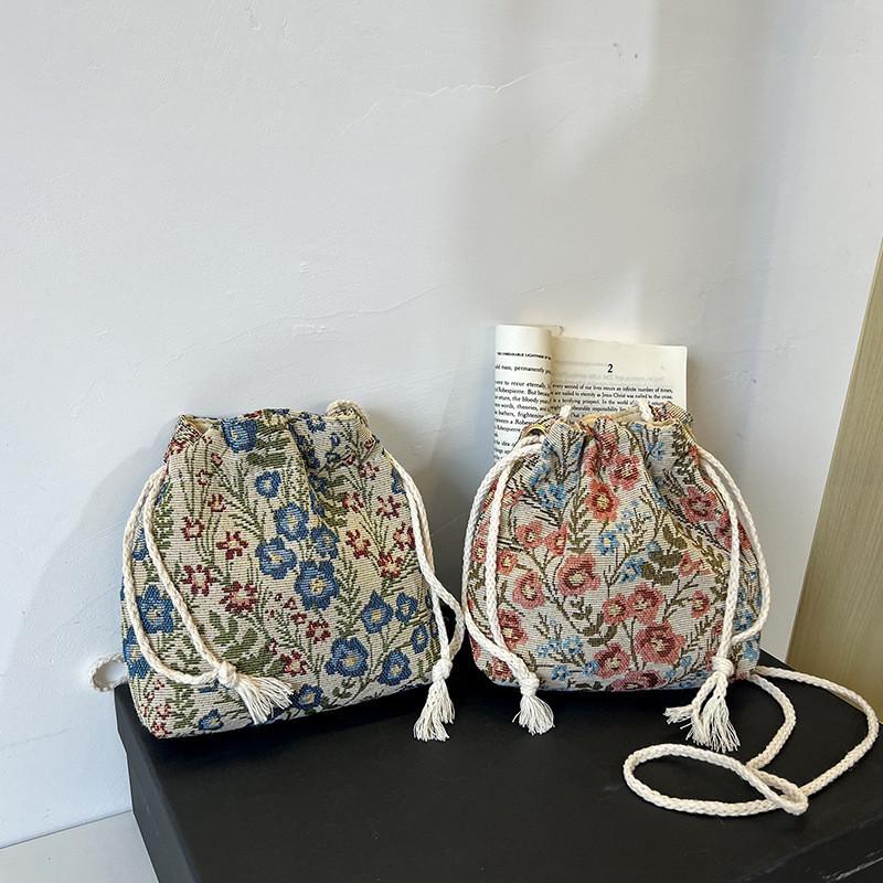 Fashionable Canvas Bucket Bag With Embroidered Flowers For Trendy Street Style Look
