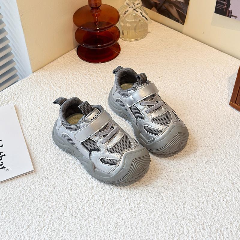 

Детские сетчатые дышащие кроссовки 2025 осень новые детские функциональные туфли для средних детей детская обувь для малышей с мягкой подошвой 21-25 yards, 50 pairs in the whole box