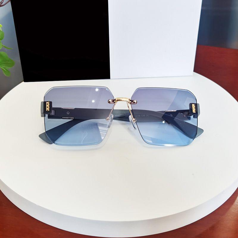Modern Oversize Rimless Sunglasses For Men And Women Stylish Square Frameless Female Glasses Brand UV400
