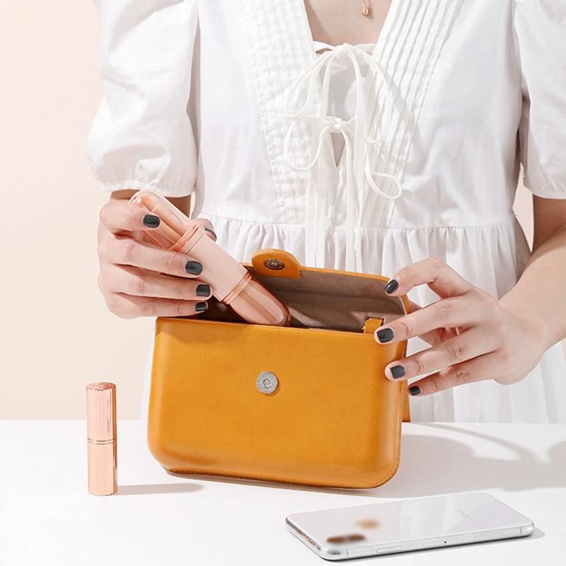 Portable Powder Blusher Brush With Cover 4 in 1 Travel Small Set Makeup Eye Shadow Telescopic Multi-Function Mini Makeup Tool