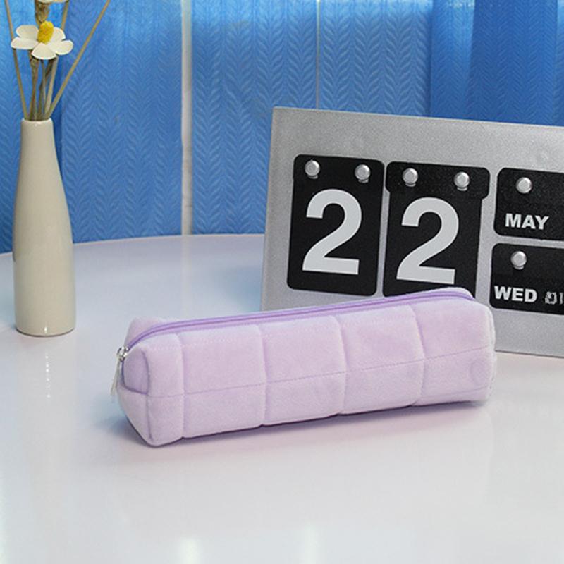 

Кавайный пенал Креативная сумка-подушка Большая вместимость Сумка из короткого пуха для девочек Школьные принадлежности Пенал Косметичка фиолетовый