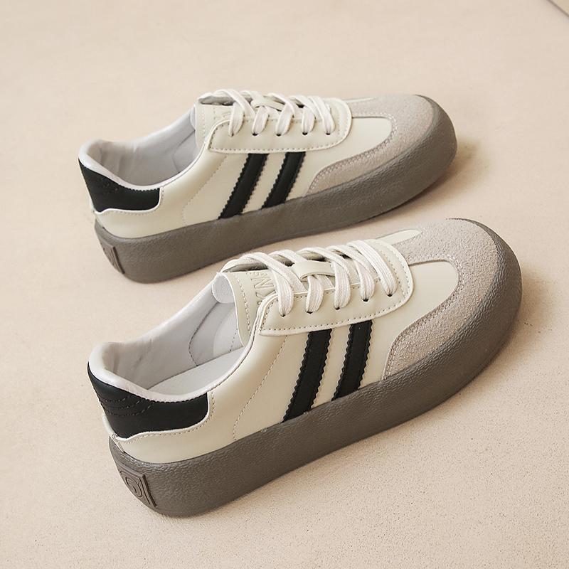 Large Size Casual Frosted Plate Shoes Female Spring and Summer New Fashion Hundred Matching Retro De Training Shoes Women