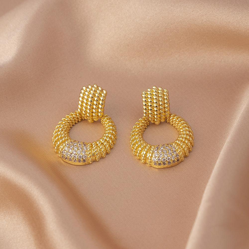 925 Silver Zircon Needle Stud Earrings for Women - Luxurious and Versatile Design for Daily Wear