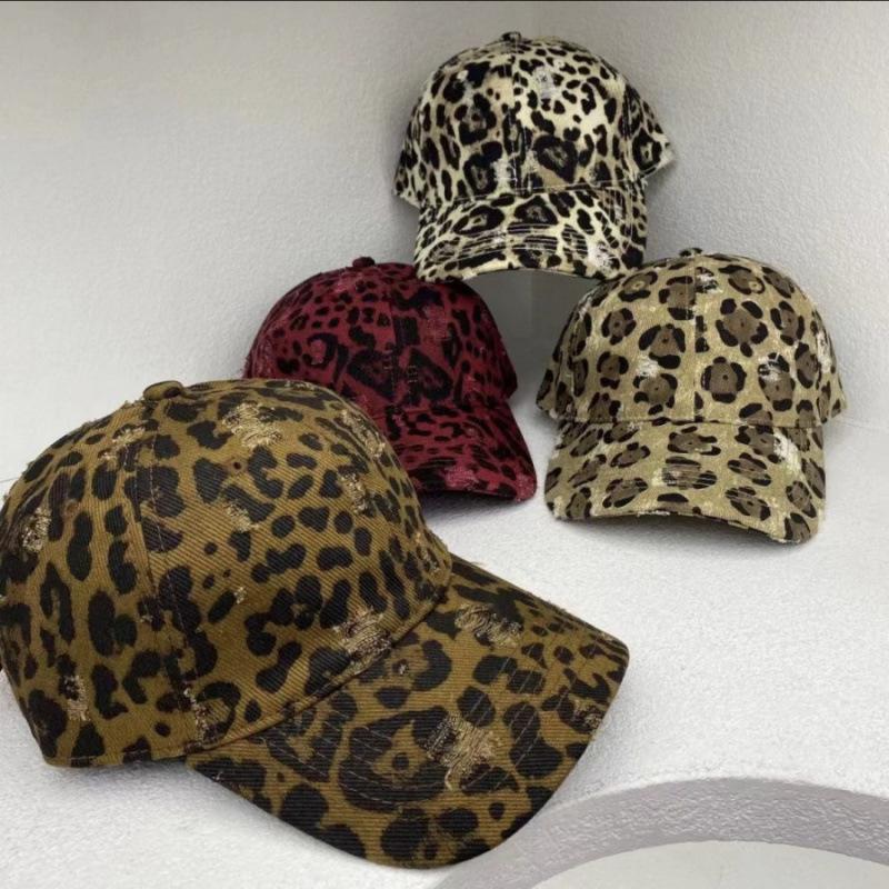 Old ripped casual cap showing face small Korean version Y2K leopard print baseball cap female couple sun hat male