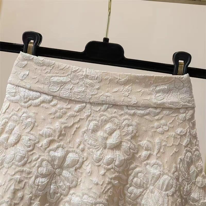 Retro High-Waisted Floral Flare Skirt with Hollow-Out Design