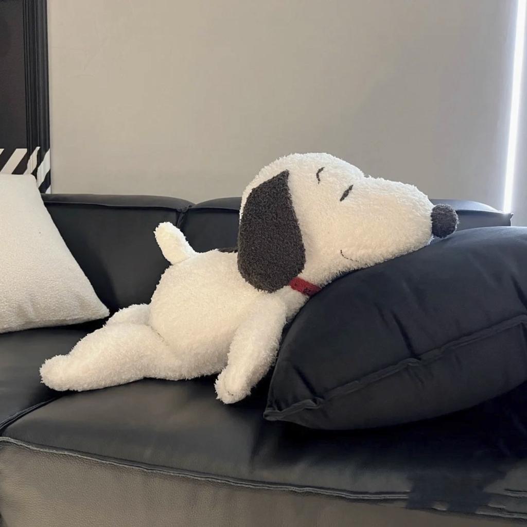 Big Size Snoopy Plush Toy White Dog Soft Pillow Snoopy Plush Doll Cartoon Animal Birthday Gift for Girlfriend Kids Decoration