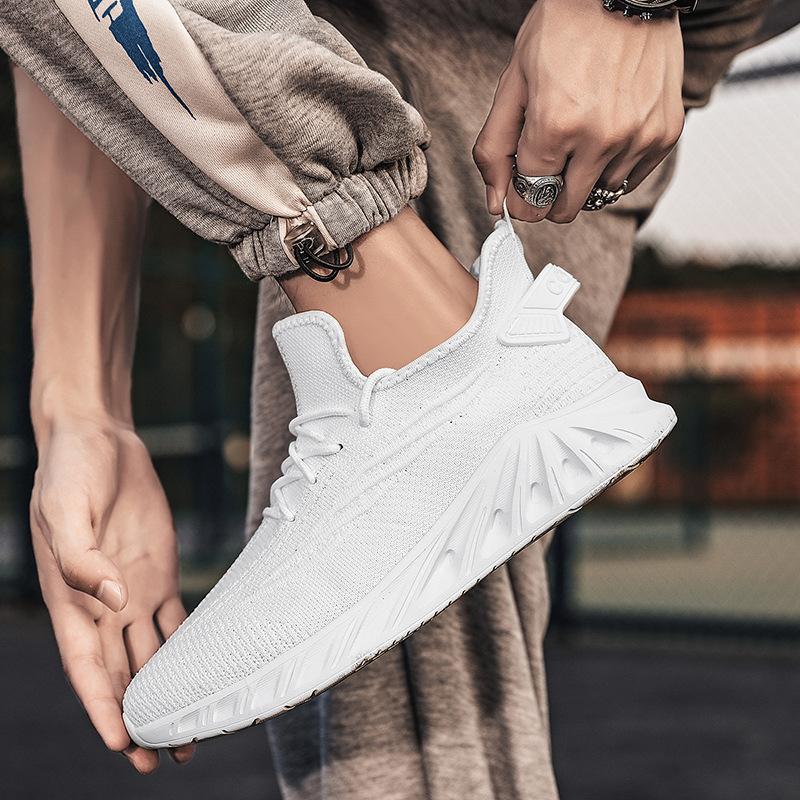 Autumn new large size sports and leisure shoes, light and comfortable classic breathable running shoes