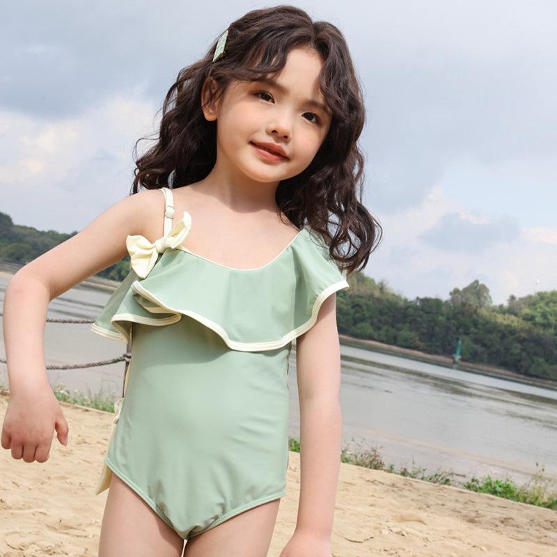 

Девочкин купальник на одно плечо с оборками и большим бантом - Милый, удобный и с высокой эластичностью. L зелёный