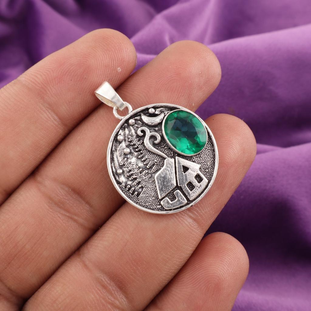 Kamień szlachetny Diopsyd Chromowany Biżuteria ze Srebra Próby 925 Ręcznie Robiony Wisiorek 1,29'' CP-39-9