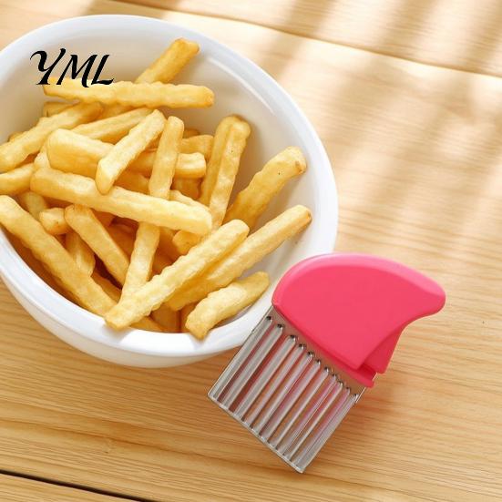 Durable Food Slicer Tool Stainless Steel Potato Cutter, Wavy Blade French Fry Slicer, Manual Safe Vegetable Chopping Energy Saving Chopper for Kitchen
