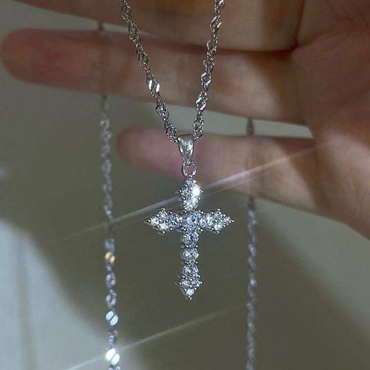 Y2K Sweet Cool Liquid Pink Butterfly Pendant Necklace Female Pink Zircon Water Drop Versatile Necklace Summer New Jewelry
