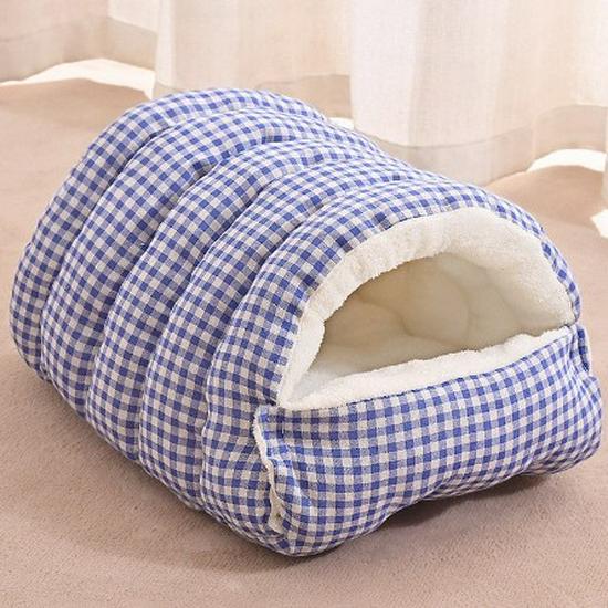 Four Seasons Enclosed Cat Bed: Cozy Winter Tent for Kittens