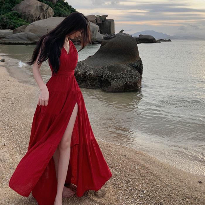 French red v-neck strap neck dress for women s seaside vacation, beautiful backless sexy split-ended slim dress S бордовый