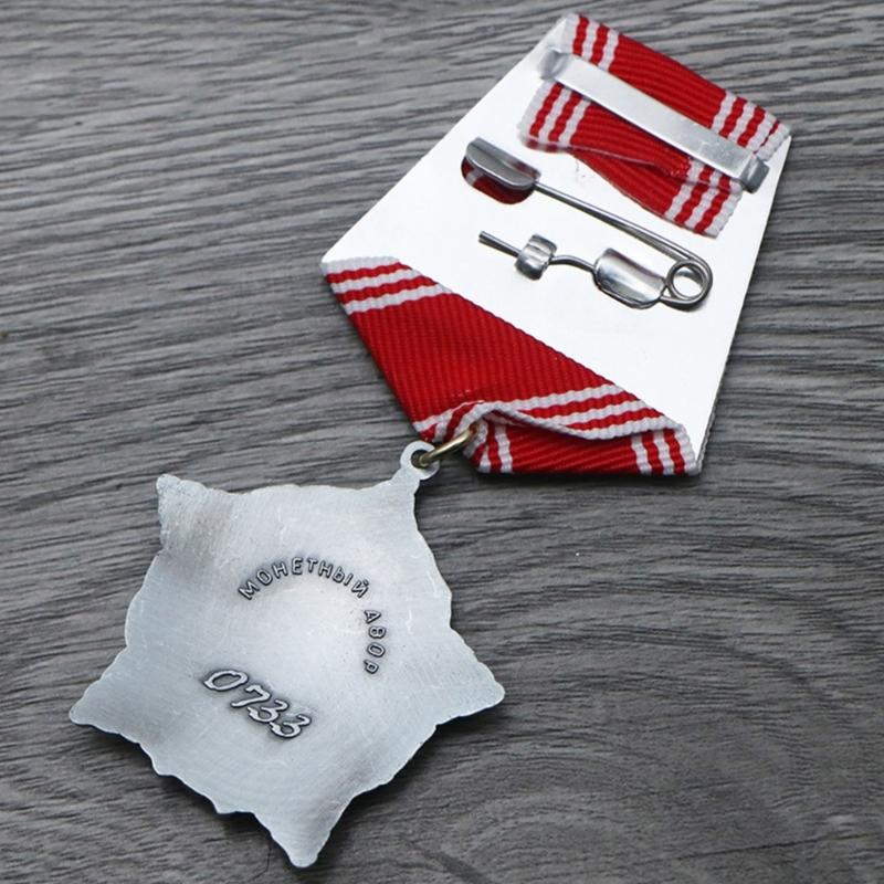 Order Czerwonego Sztandaru Pierwsze Radzieckie Odznaczenia Wojskowe Rosyjskie Medale Medale Wojskowe Przypinki Broszki Medale ZSRR
