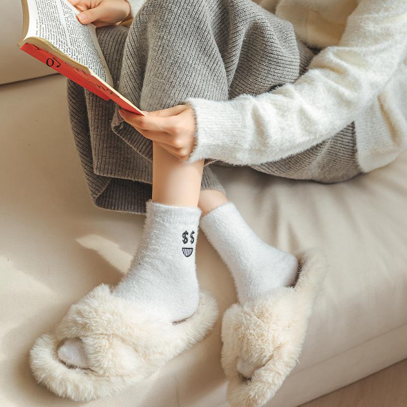 1pcs Funny Expressions Socks for Women Winter Thick White Mid-tube Mink Velvet Socks Sweet and Cute Home Socks Warm Sleeping Socks