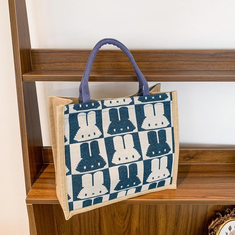 

Сумки большой вместимости популярны в этом году, а также женские модные и милые сумки через плечо с принтом кролика, новинки 2025 года. one size fits all синий