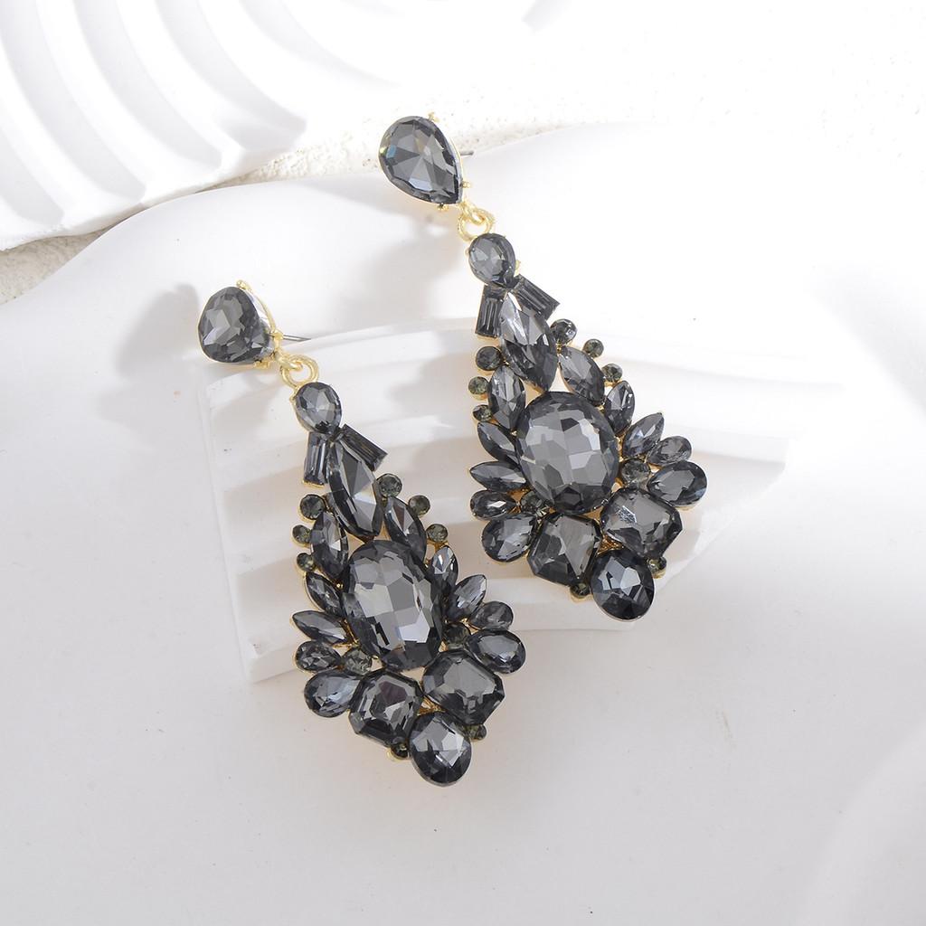 Fashion Alloy Water Drop Earrings For Women With Retro Luxe Design For Dinner Parties