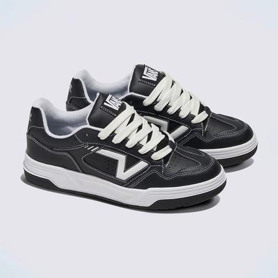 Upland   Black White Vn000d25bzw1