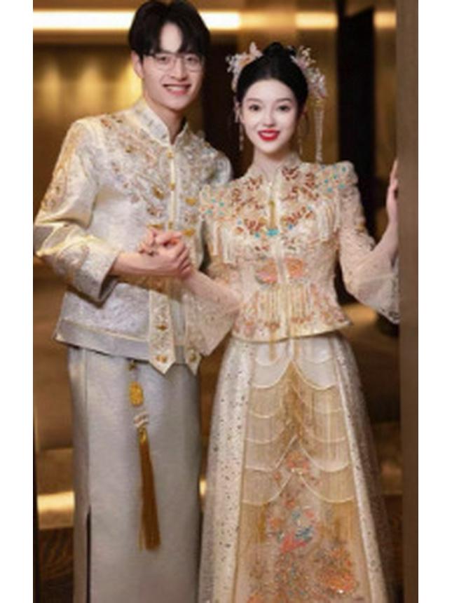2025 Summer Xiuhe Wedding Dress: Elegant Chinese Dragon & Phoenix Gown