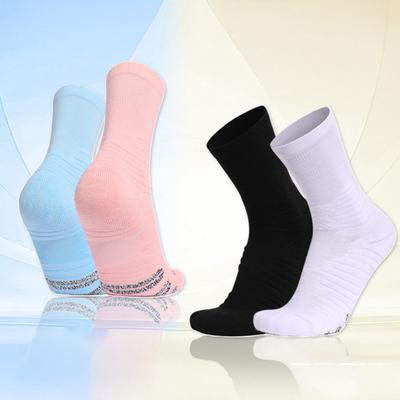 Athletic Crew Socks Stretchy Cushioned Sports Socks Breathable Compression Socks with Non-Slip Soles for Running Basketball