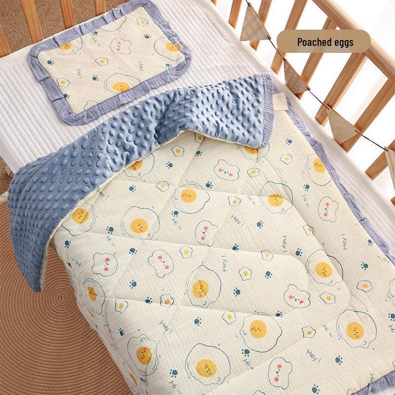 Three-Piece Pure Cotton Baby Bedding Set - Bean Cover Blanket, Cloud Pillow, Ruffled Quilt for Spring/Autumn