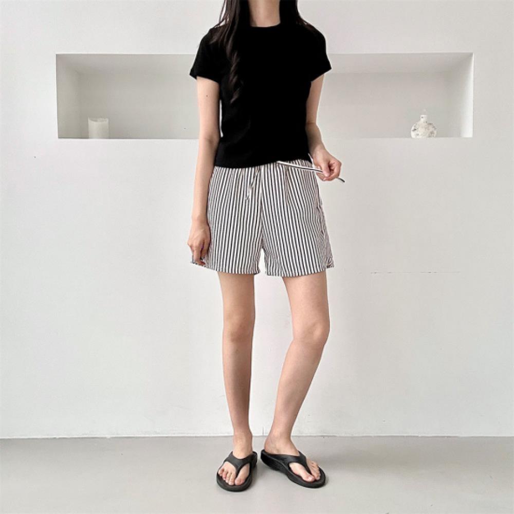 New Arrivals Open Run Women Stripe Cotton Blend Shorts