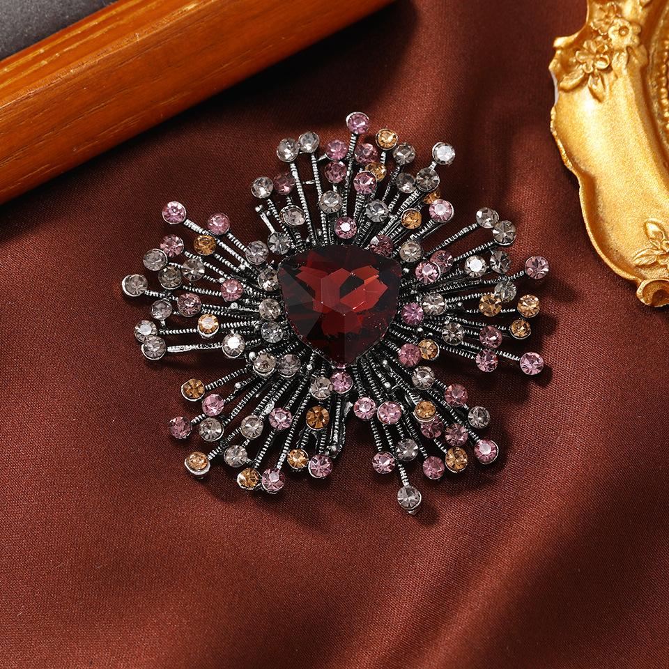 SKEDS Elegant Women Men Fashion Full Crystal Butterfly Flower Brooches Badges Shiny Boutique Decoration Rhinestone Pins Jewelry