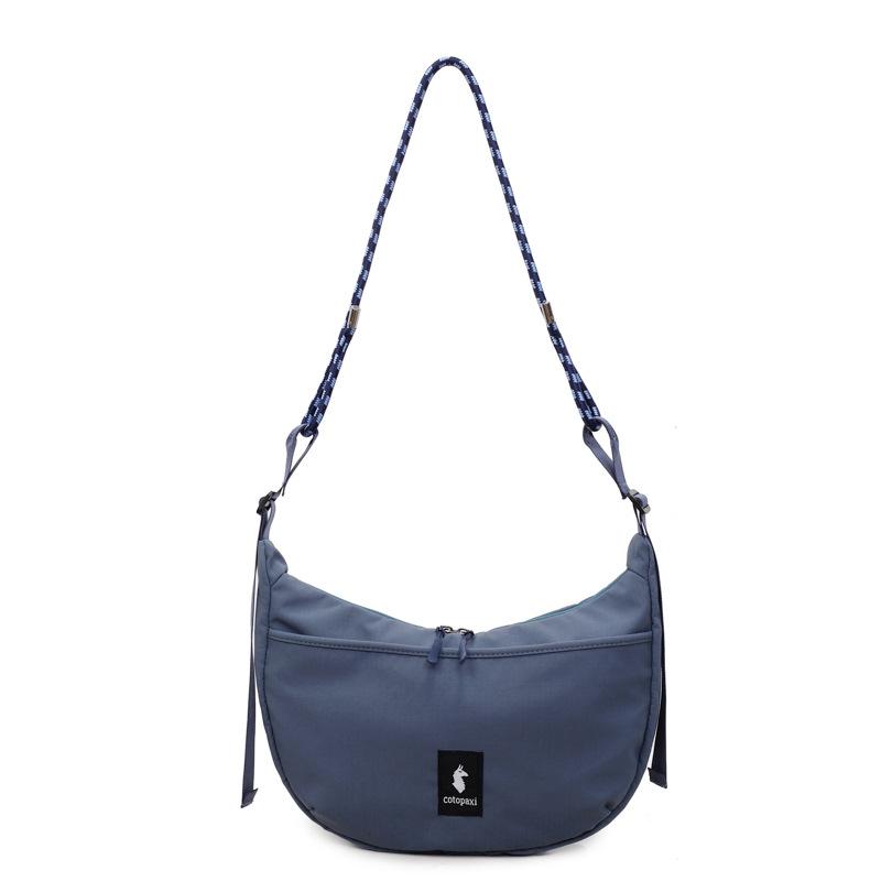 Niche design bag women's 2025 autumn new trendy versatile nylon cloth shoulder armpit bag Internet celebrity hand bag