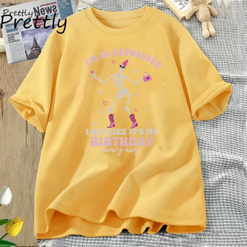 

Я в такой депрессии, что веду себя так, будто у меня день рождения Футболка унисекс Смешная футболка TTPD Череп Пытаные поэты отправляютсяУнисекс Футболки с принтом 4XL