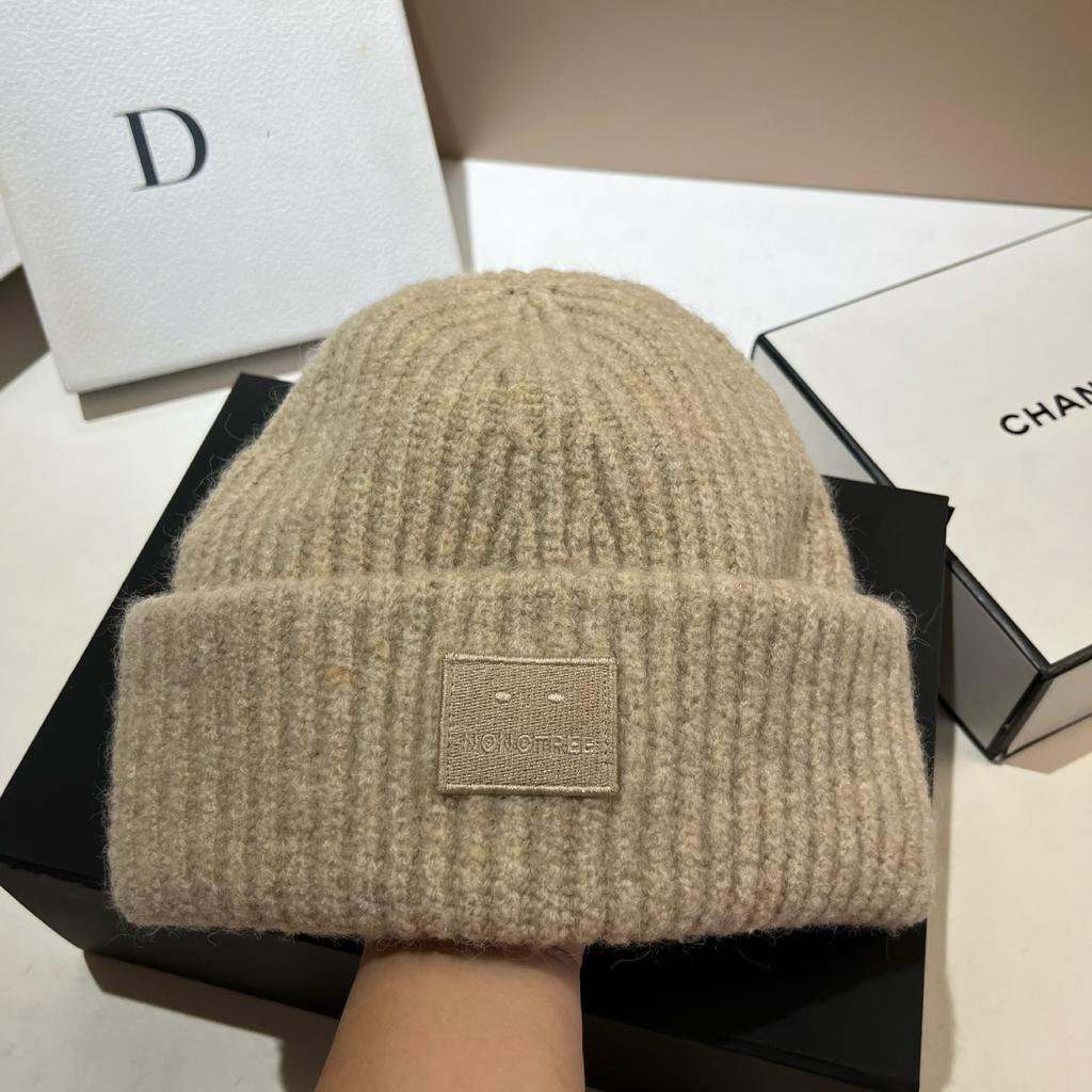 Embroidery Square Expression Wool Blend Knitted Hat Winter Warm Soft Waxy Enlarged Version Ear Protection Wool Hat Women