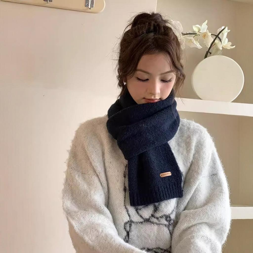 New solid color imitation cashmere scarf women's winter thickened warm versatile advanced sense age reduction cold scarf tide
