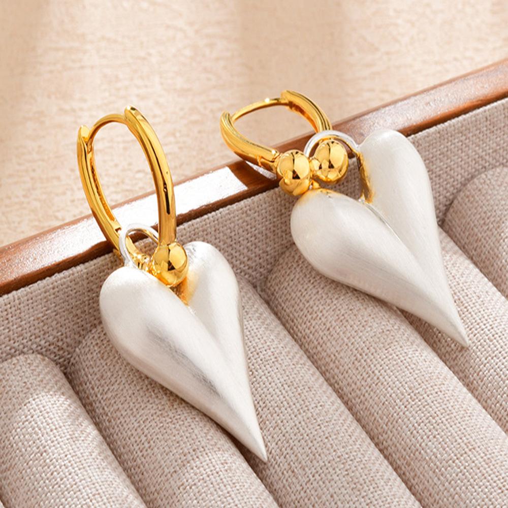 14K Kalp Huggie Küpeler - Baloncuk Charm Aksanlı Trend Kadın Takı Küpeler