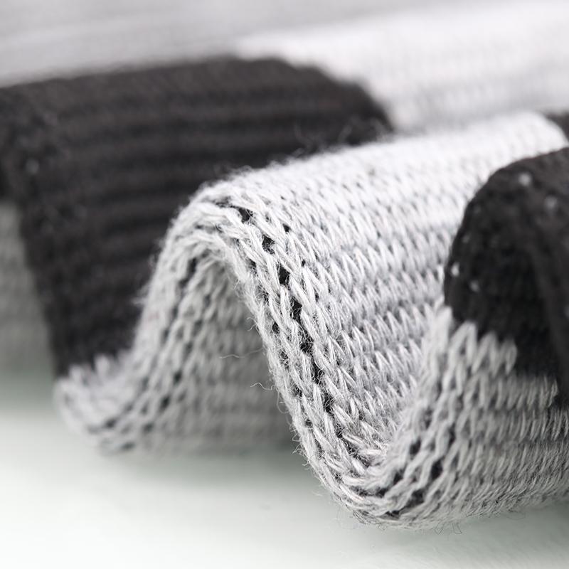 Ultra-Thin Sports Knee Pads for Unisex Joint Warmth for Middle-Aged and Elderly Sports Protective Gear