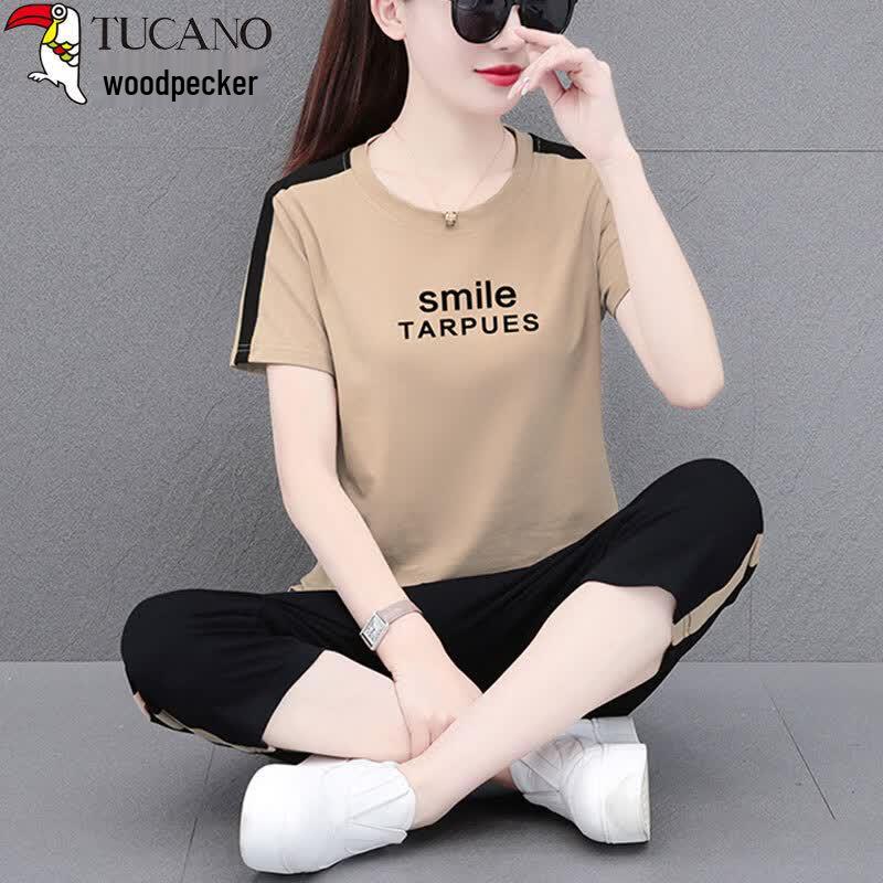 Women's Pure Cotton Short-Sleeve Sport Suit with Capri Pants