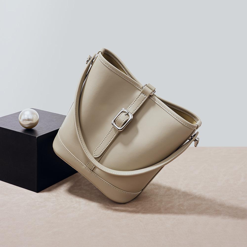 Kleine und hochwertige Beuteltasche, neue modische Retro-Handtasche, große Umhängetasche aus Leder mit einer Schulter für Damen