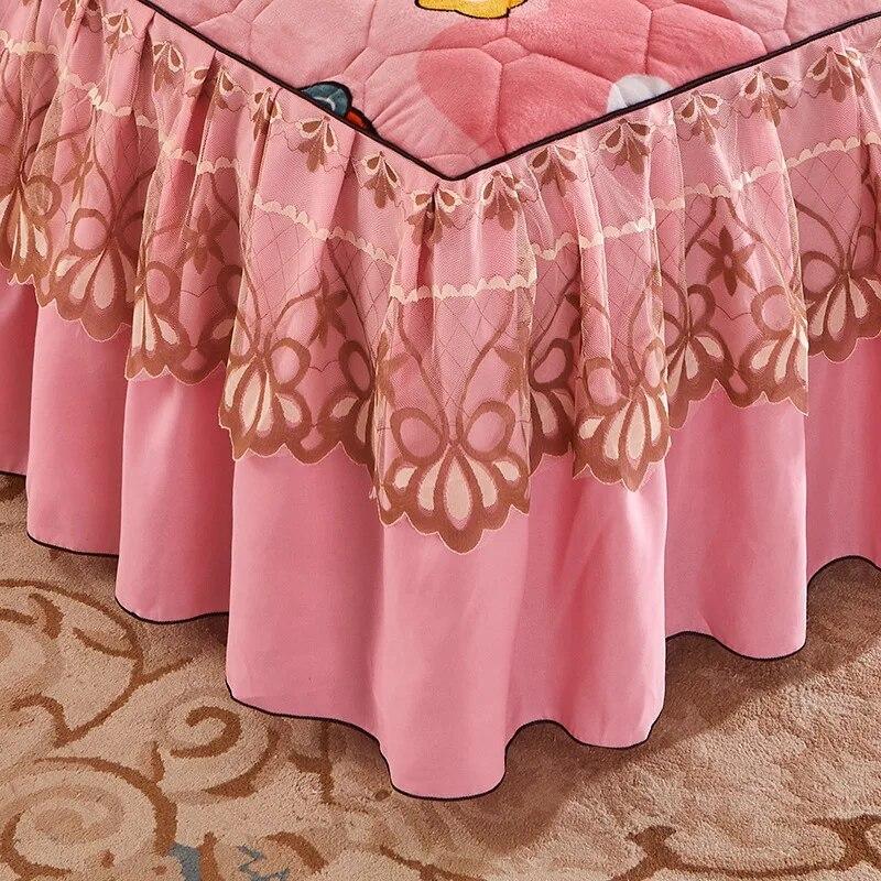 Princess Lace Quilted Bed Spreads Crystal Velvet Bedding Sheets Set King Queen Size Thick Winter Warm Cotton Wedding Bed Cover
