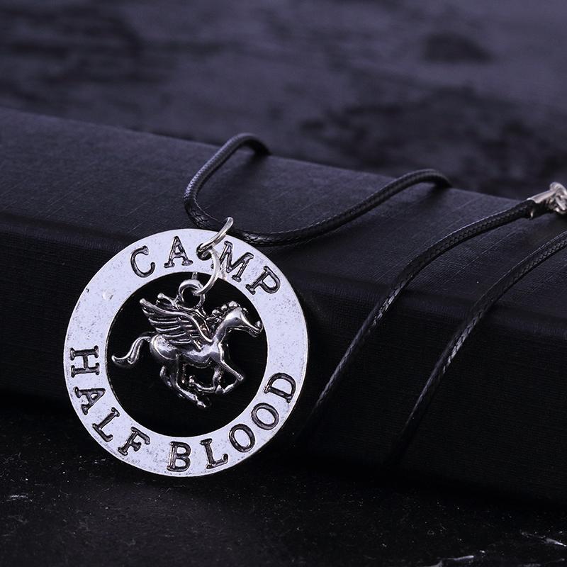 Blood Flying Horse Pendants Necklaces for Men Women Percy Jackson CAMP HALF Necklace Fashion Charm Jewelry Accessories Gifts