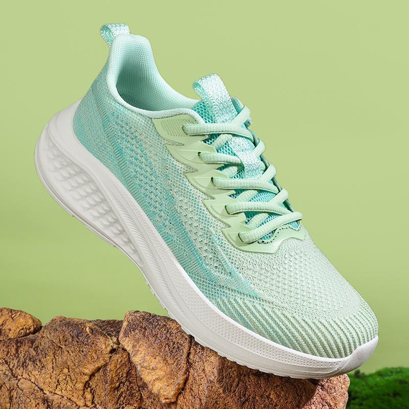 

Men s shoes summer lightweight soft-soled fly-woven mesh shoes women s large-size breathable casual sports shoes men s black running shoes 36