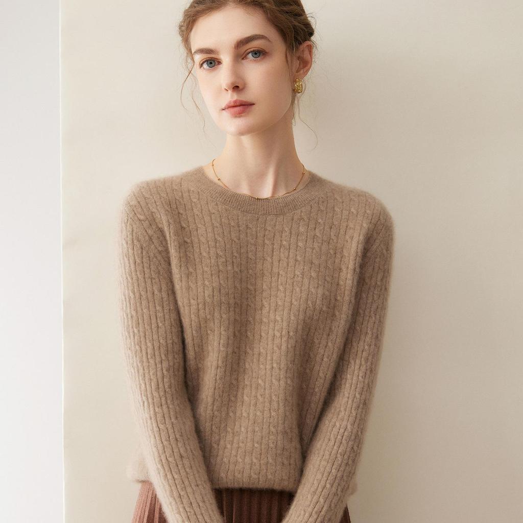 Women's 100% Cashmere Cable Knit Sweater: Winter 2026 Loose Pullover with Round Neck and Long Sleeves