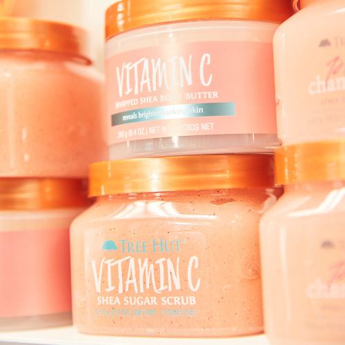 Tree Hut Tělový peeling + Pěnivý gelový mycí prostředek + Šlehané tělové máslo 3dílná sada Vyberte 1