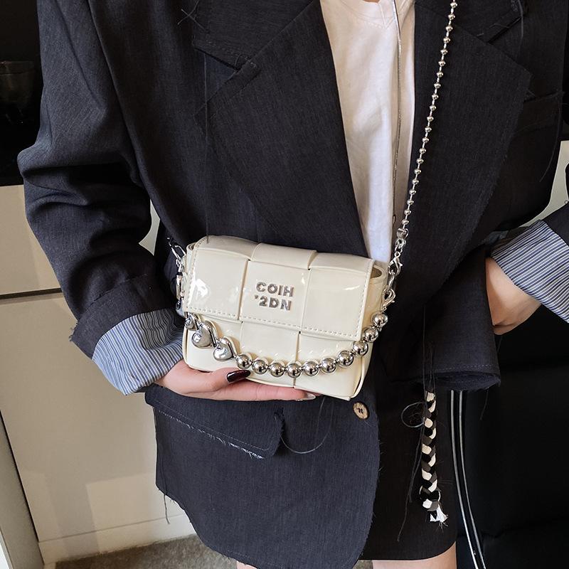 High-end Niche Bag Women's Spring and Summer 2025 New Fashion Shoulder Messenger Bag Korean Version Women's Woven Small Square Bag