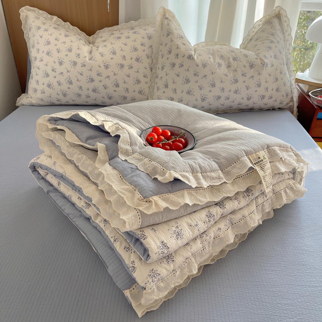 Wrinkled yarn summer blanket, air conditioner, four piece set, new Jinke machine washable lace dormitory, summer cool blanket, thin blanket