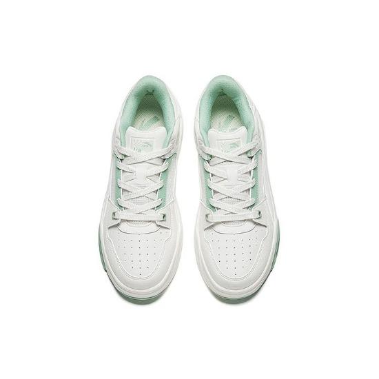 Anta Flame 3.0 Slip Resistant Durable Low Top Skate Shoes Women Skate Shoes White Green 122338088-4