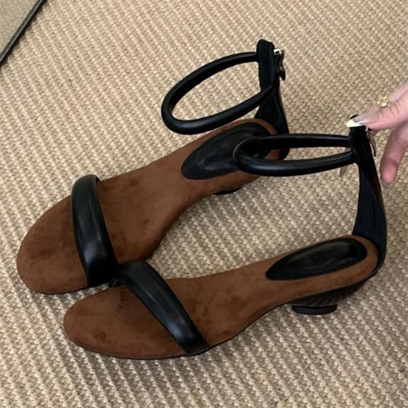 

Fashion Gold Narrow Band Brand Sandals Women Fashion Pointed Toe Back Zipper Low Heel Sandal Roman Style Modern Sandals Zapatos De Mujer 40 чёрный