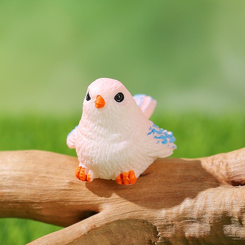 Moss Micro Landscape Succulent Accessories: Cute Cartoon Bird Resin Figurine for Gardening