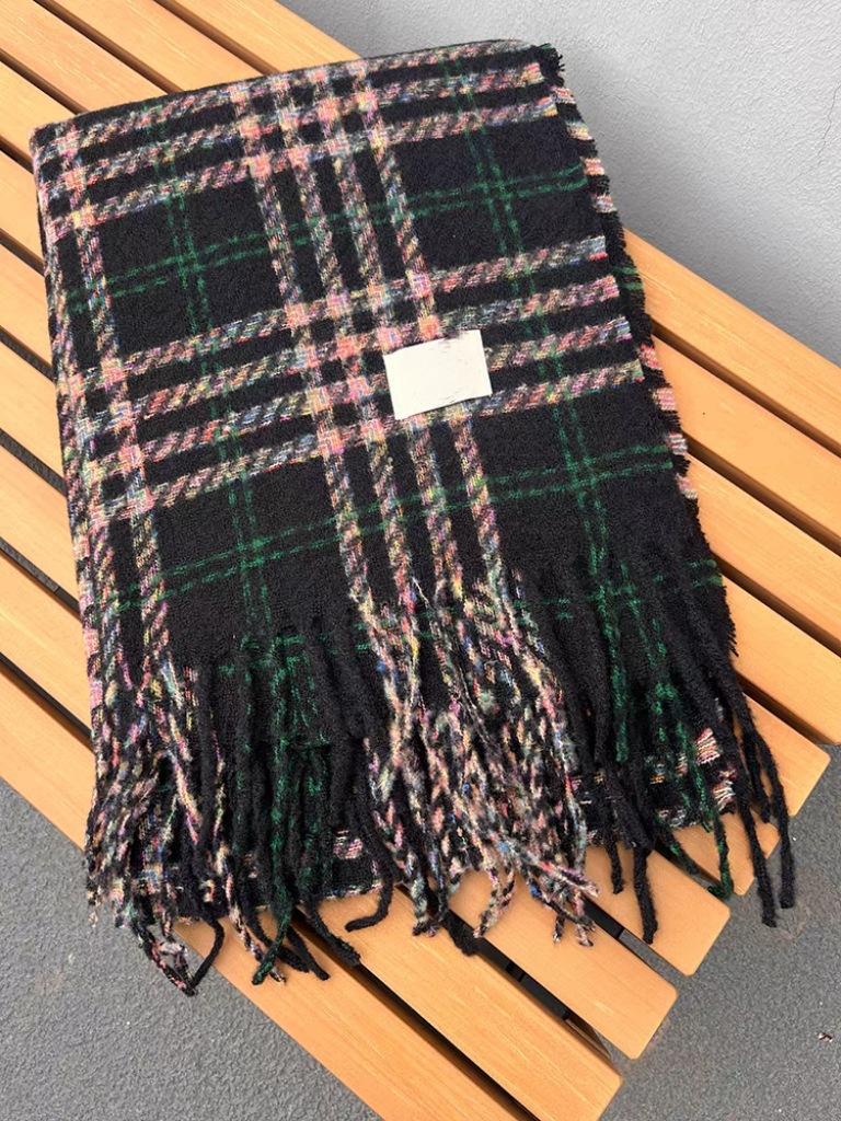 

Цветная клетка, теплая осенью и зимой, ветро- и холодозащитная, унисекс для通勤, универсальный шарф большого размера с бахромой 180cm*65cm 250g темно-зеленого